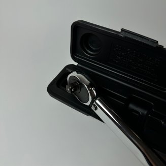 NEW EPOCH Ключ динамометрический щелчковый для затяжки 3/8" 20-110Nm