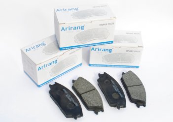ARG28-1081 Колодки тормозные передние